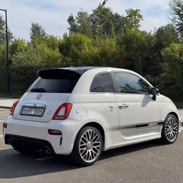 2015 Abarth 595 - Image 2