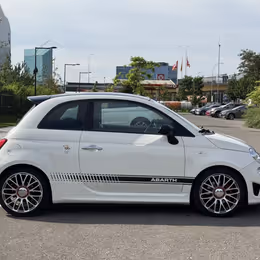 2015 Abarth 595 - Image 4