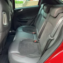 2016 Alfa Romeo Giulietta Veloce - Image 9