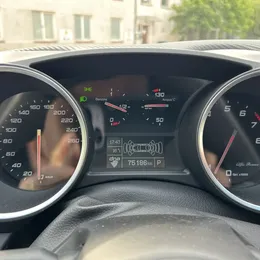 2016 Alfa Romeo Giulietta Veloce - Image 11