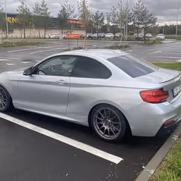 2016 BMW M235i - Image 2
