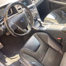 2016 Volvo S60 Polestar - Image 11