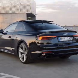 2017 Audi RS5 - Image 2