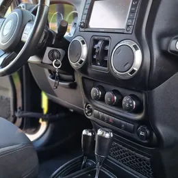 2018 Jeep Wrangler Sahara - Image 9