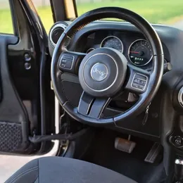 2018 Jeep Wrangler Sahara - Image 10