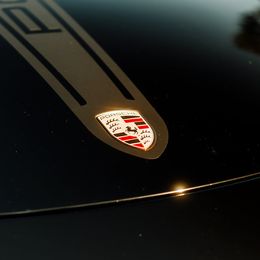 2018 Porsche 718 Cayman - Image 8