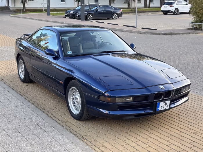 BMW 850i