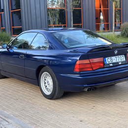 BMW 850i - Image 3