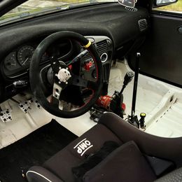 Mitsubishi Colt - Image 5