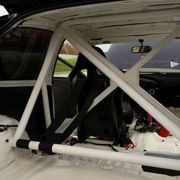 Mitsubishi Colt - Image 10