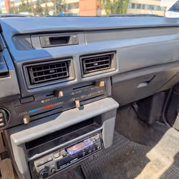 Toyota Corolla - Image 11