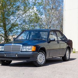 Mercedes-Benz 190E - Image 3