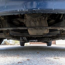 Mercedes-Benz 190E - Image 13