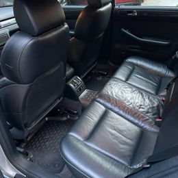 Audi S6 Avant - Image 10