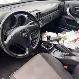 Toyota MR2 Roadster - Image 7