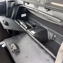 Toyota MR2 Roadster - Image 10