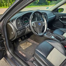 Saab 9-3 Aero - Image 11