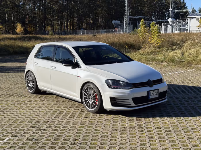 Volkswagen Golf GTI