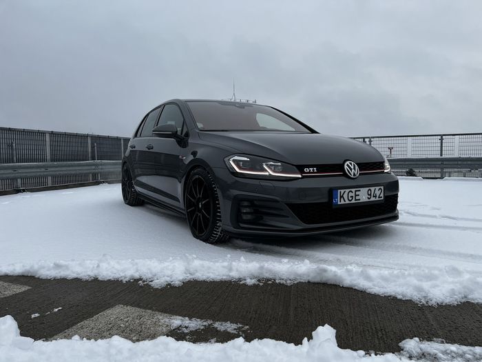 Volkswagen Golf GTI