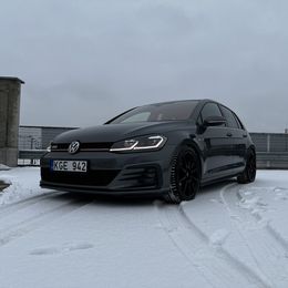 Volkswagen Golf GTI - Image 3