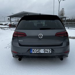 Volkswagen Golf GTI - Image 4