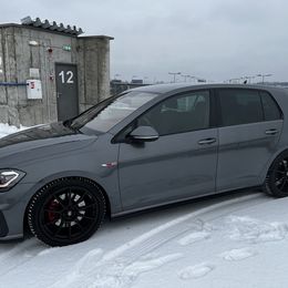 Volkswagen Golf GTI - Image 5