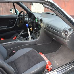 Mazda MX-5 - Image 10