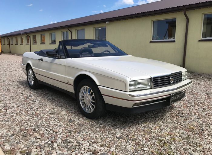Cadillac Allante
