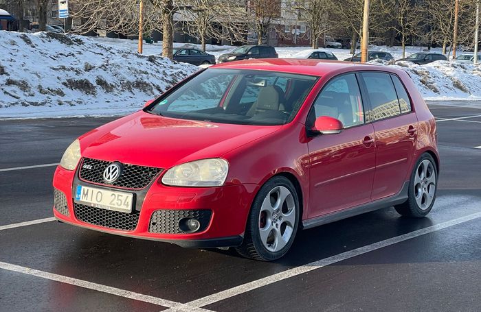 Volkswagen Golf GTI