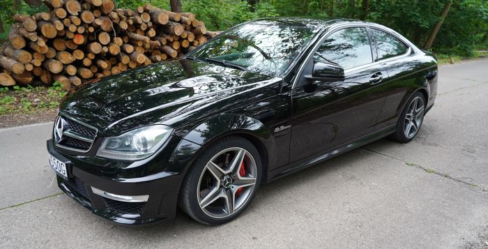 Mercedes-Benz C 63 AMG