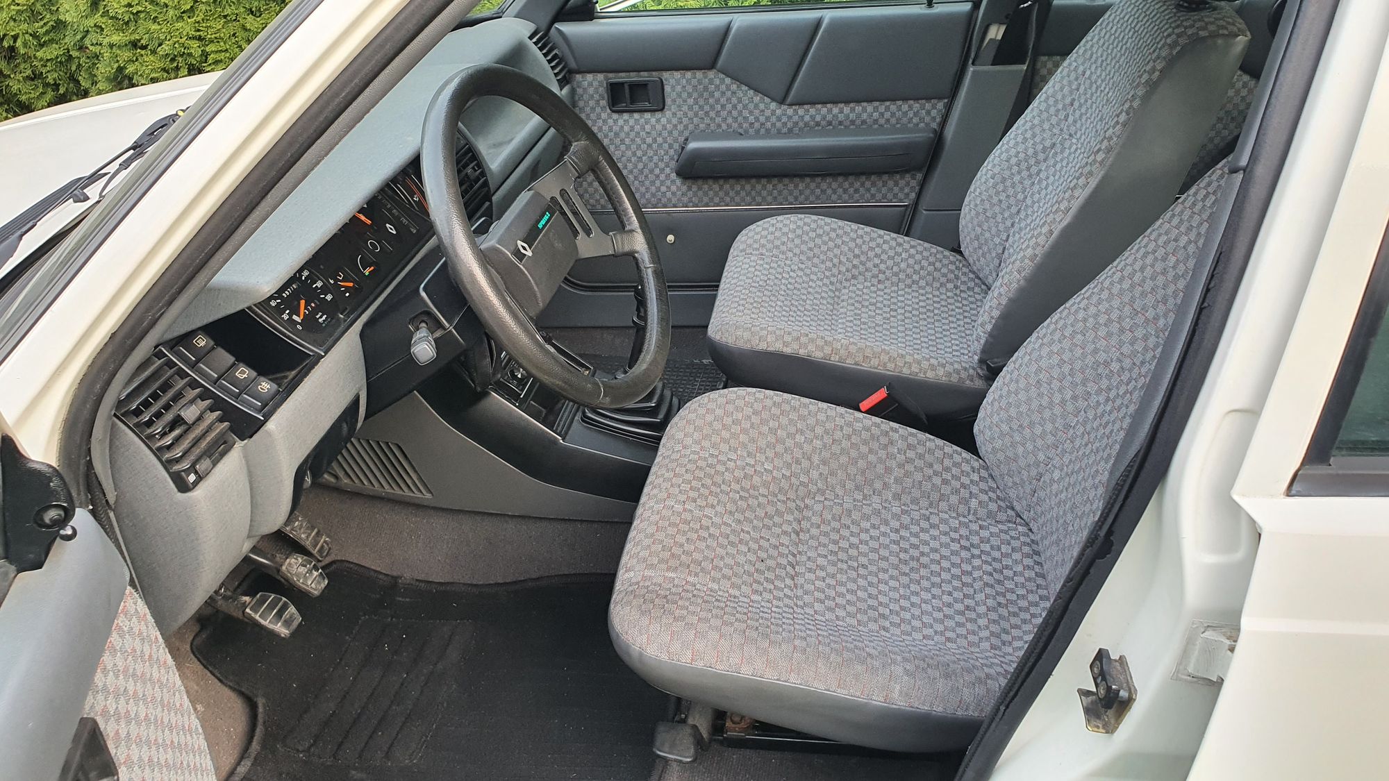 cars-20260320-20240412-184138-LaOnqLcEyXdjJy7DhJWqX6l7UTdwsE-2000x1125.jpg