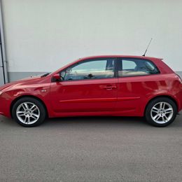 fiatstilo09.jpg