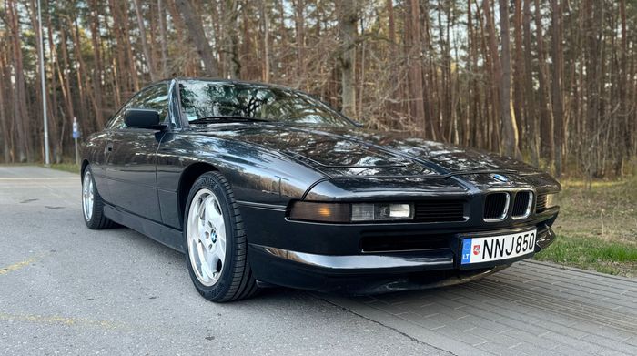 BMW 850i