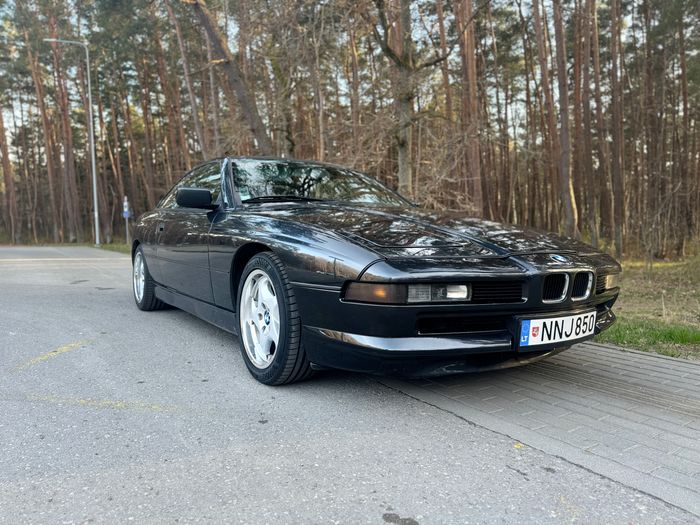 BMW 850i
