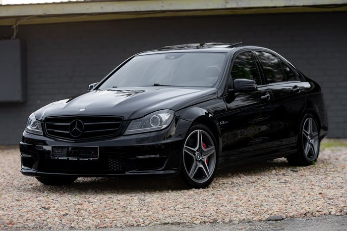 Mercedes-Benz C 63 AMG