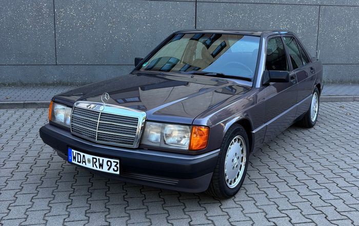 Mercedes-Benz 190 E