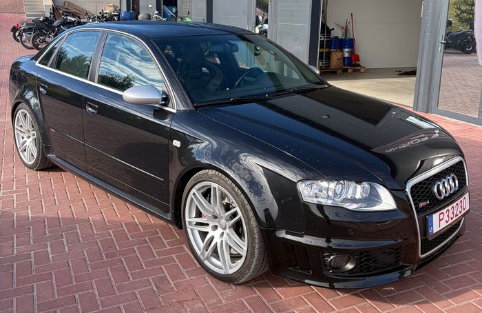 Audi RS4
