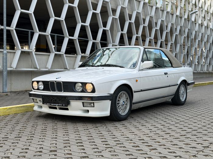BMW 325i
