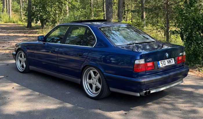 BMW M5