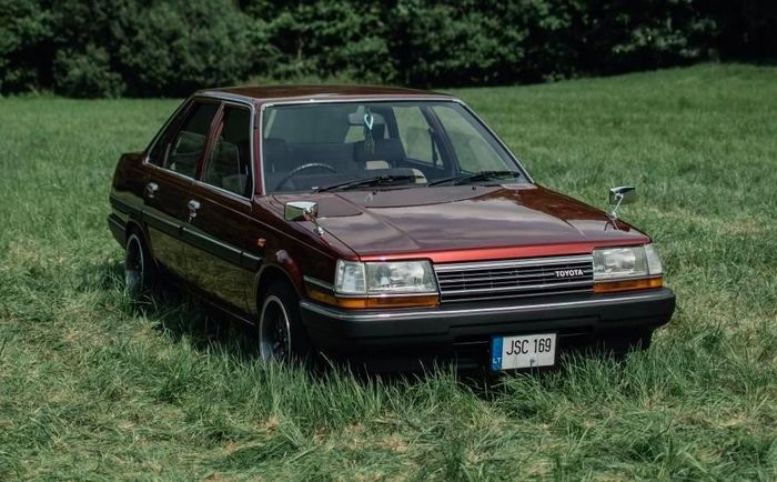 Toyota Corona