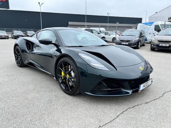 Lotus Emira