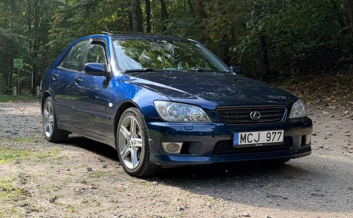 Lexus IS 300