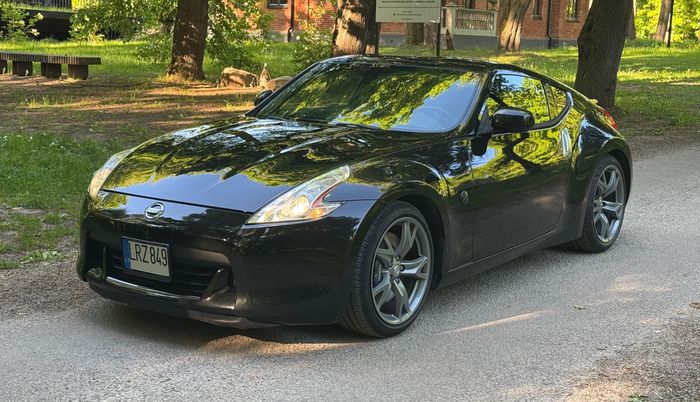 Nissan 370Z