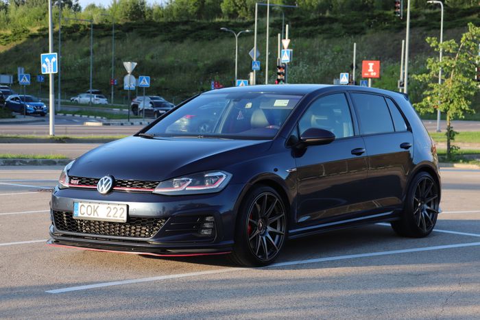 Volkswagen Golf GTI