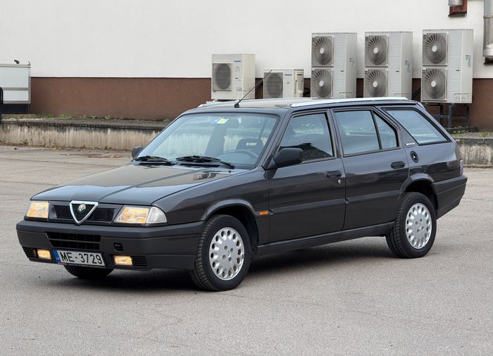 Alfa Romeo 33 Sport Wagon 4x4