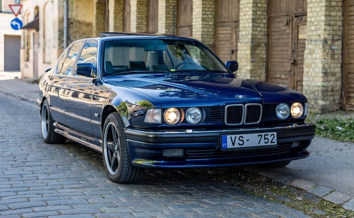 BMW 730i
