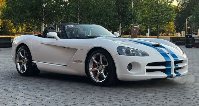 Dodge Viper SRT10