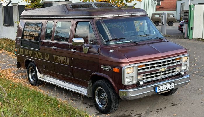 Chevrolet Van G20