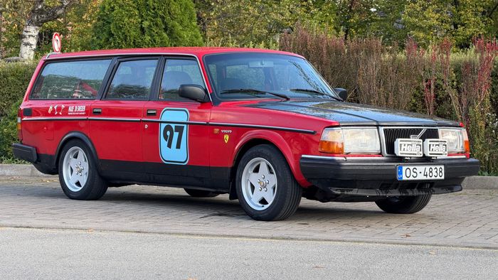 Volvo 245