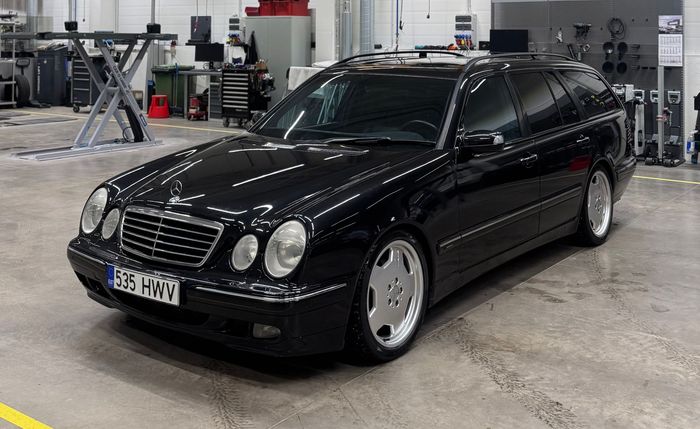 Mercedes-Benz E 320 CDI